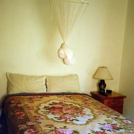 פורט אנטוניו Boston Beach Guesthouse מראה חיצוני תמונה